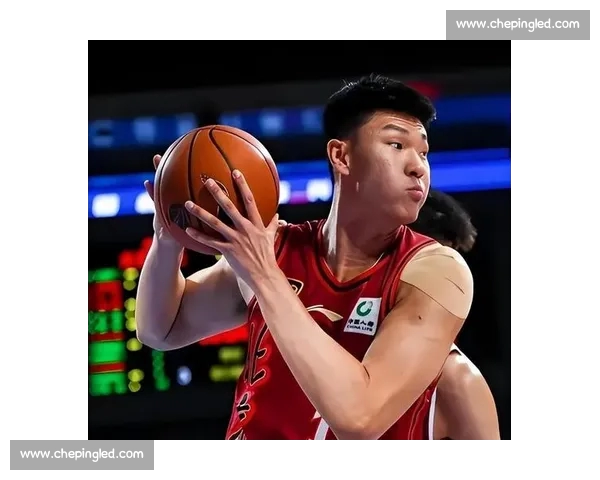 激战全场比分揭晓惊险瞬间引发球迷热议 激战全场比分揭晓惊险瞬间引发球迷热议